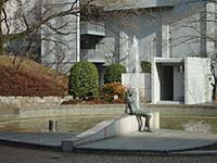 栄公園